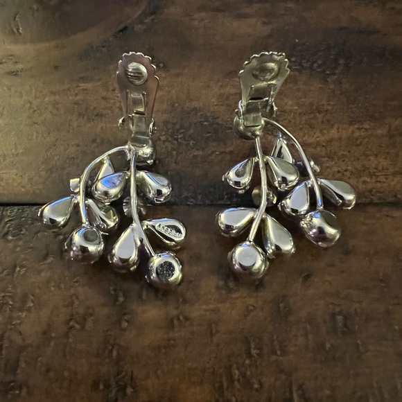 Vintage Albert Weiss Silver Tone and Crystal Clip On Earrings Formal - Picture 2 of 5